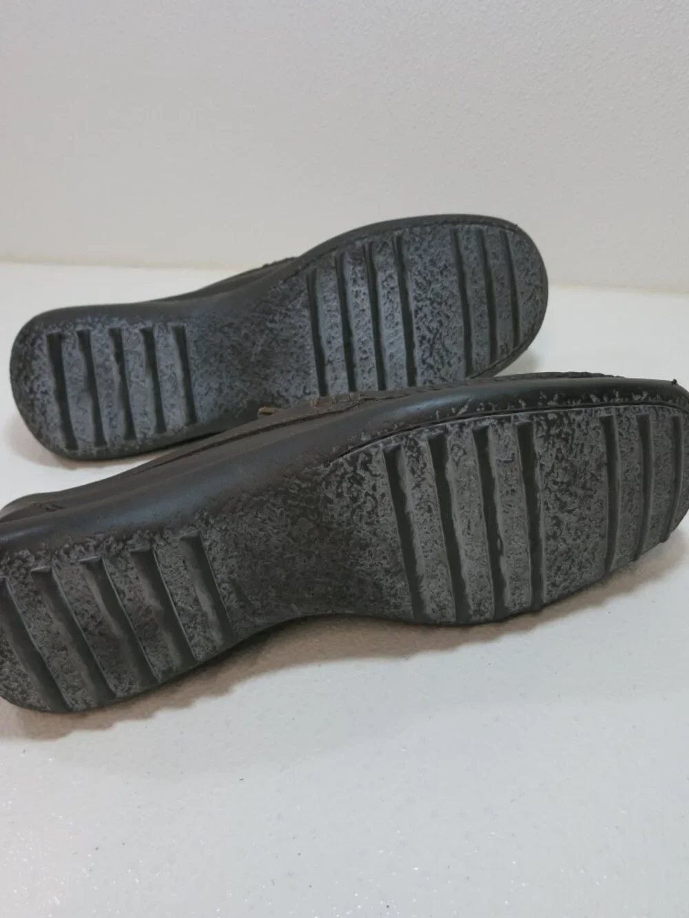 Banana Republic Handsewn Moccasin Leather Casual Comfort Footwear Shoes 9.5 D